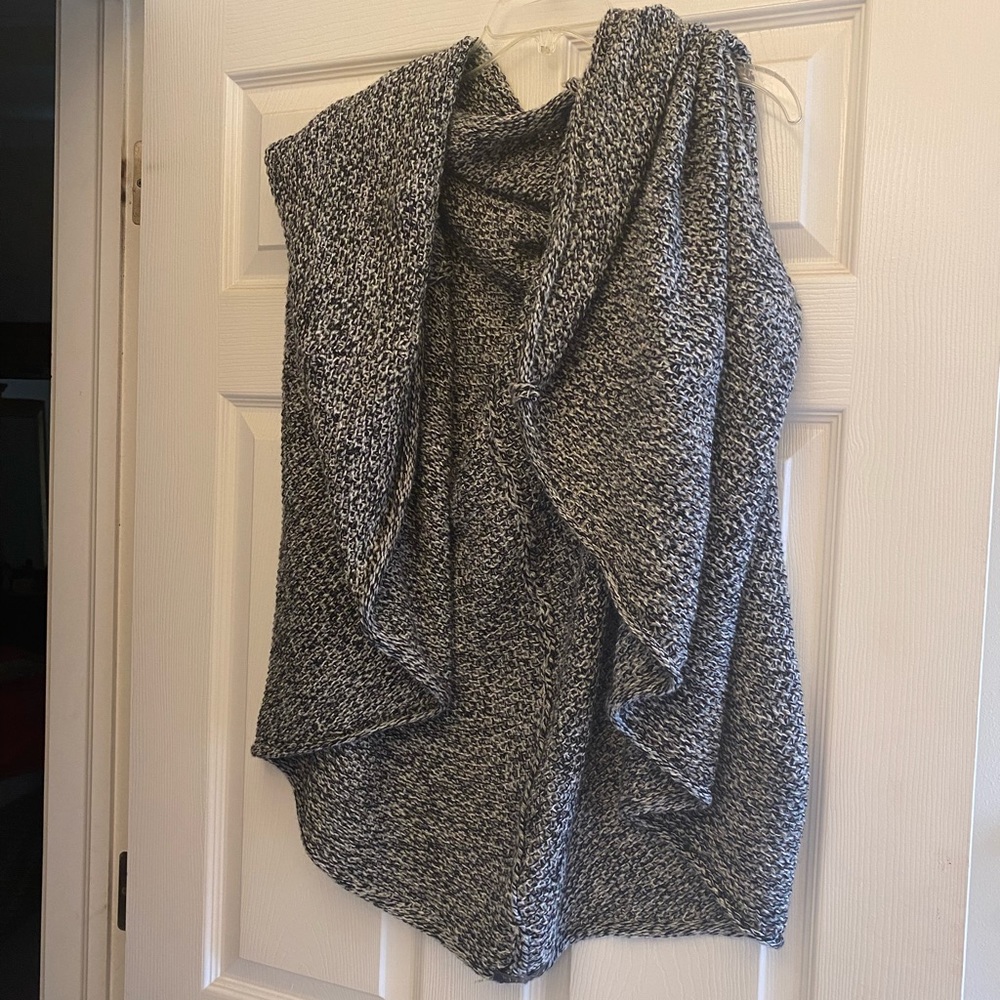 Shrug vest